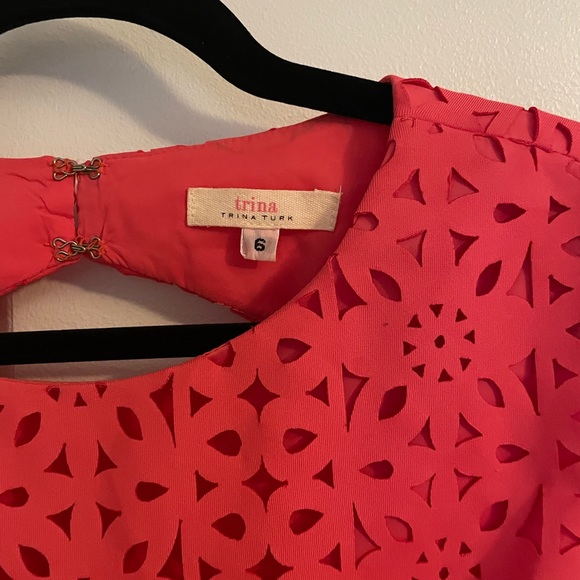 Cut-out design mini dress, 6 - Picture 3 of 4